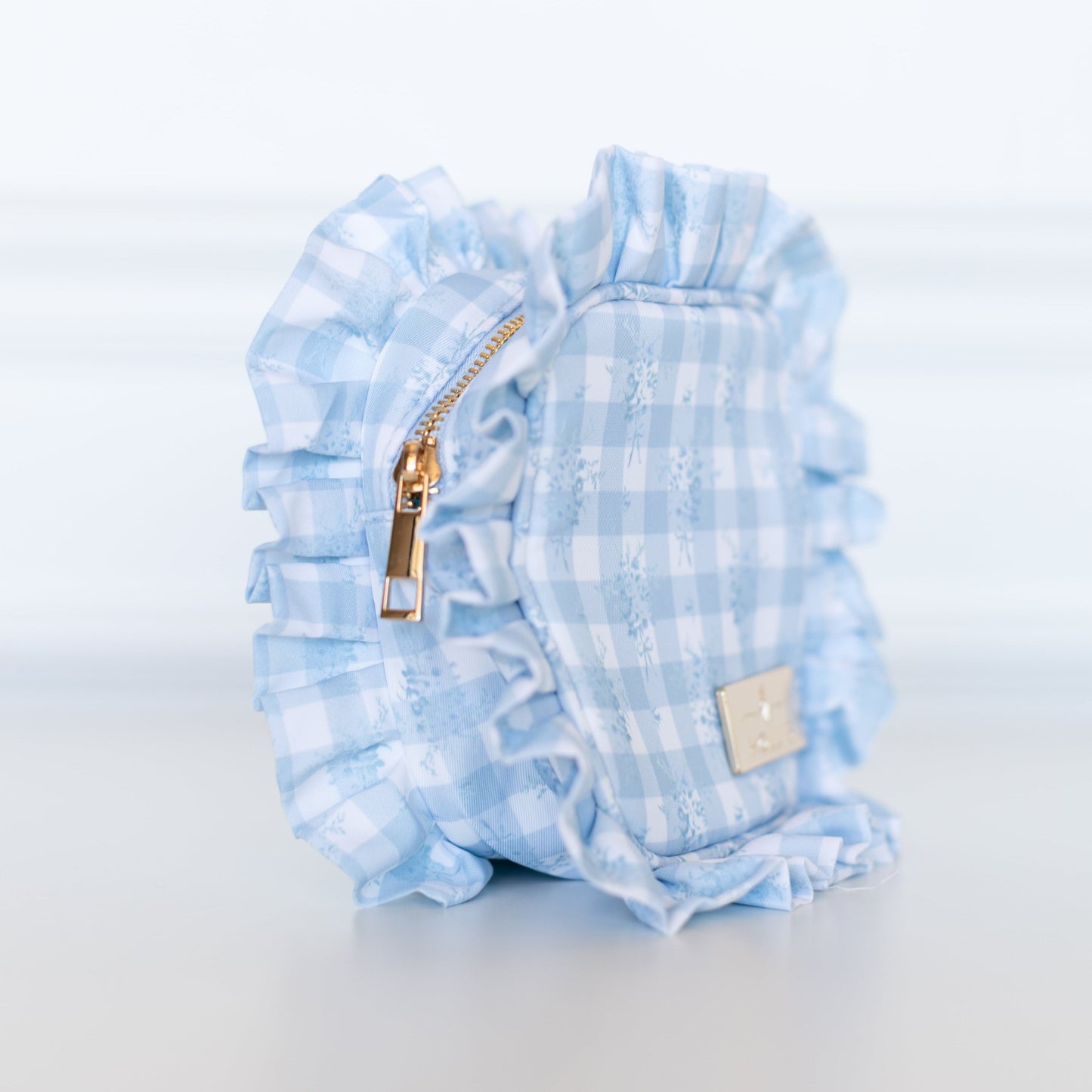 Ruffled Nylon Tech Organizer