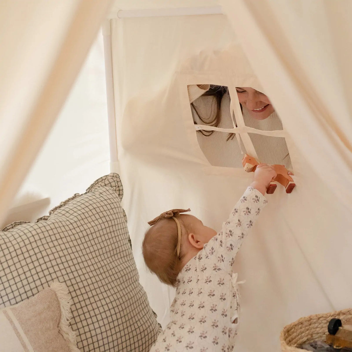 Tiny Land® Kids Tent – Large Cozy Tent with Star Lights