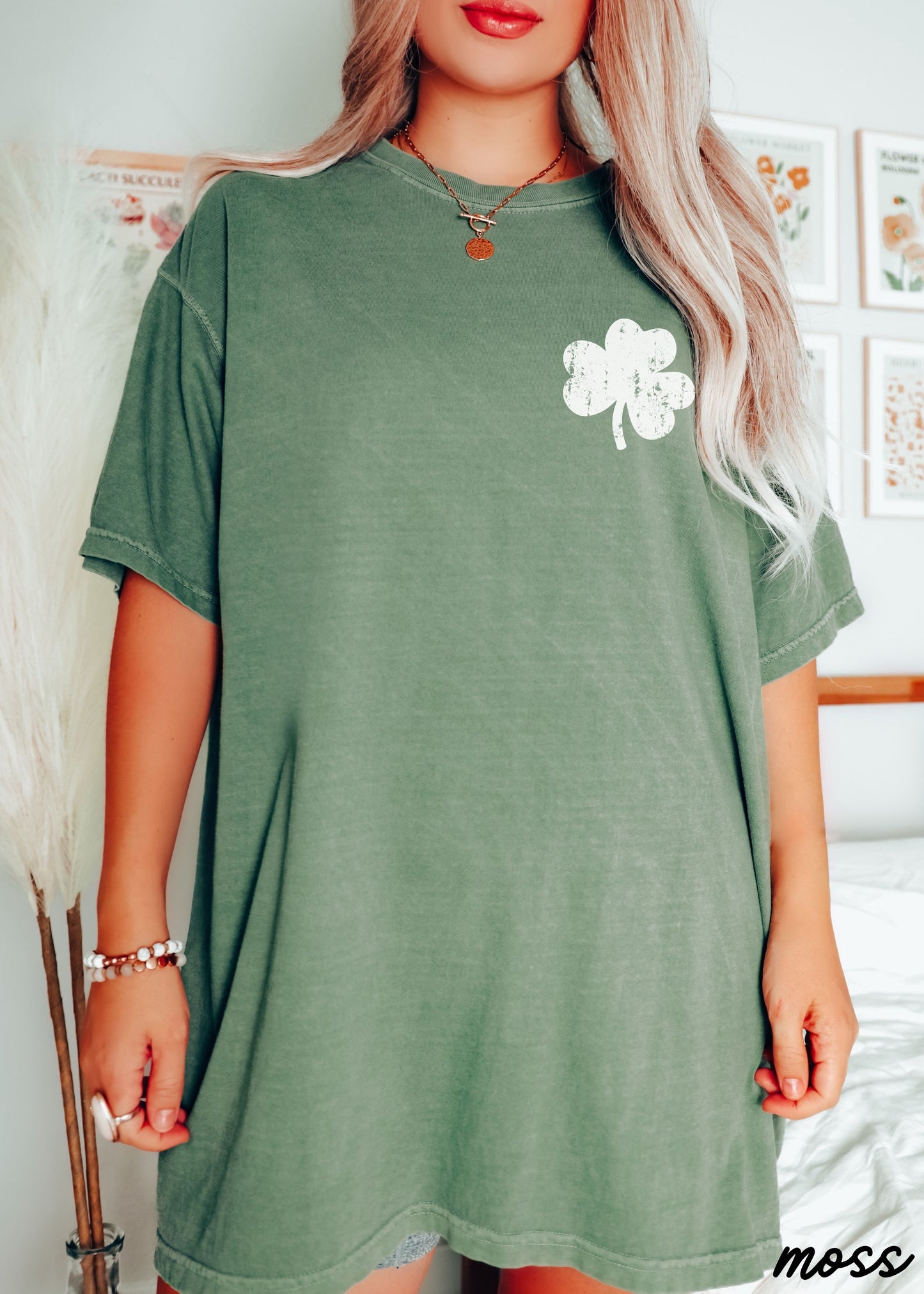 Pocket Shamrock Comfort Colors Tee *4 Colors (S-3X)