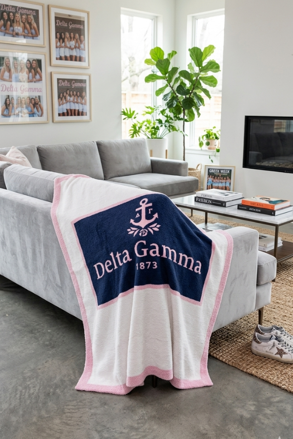SC - ETA 6/30 - Delta Gamma Luxury Blanket