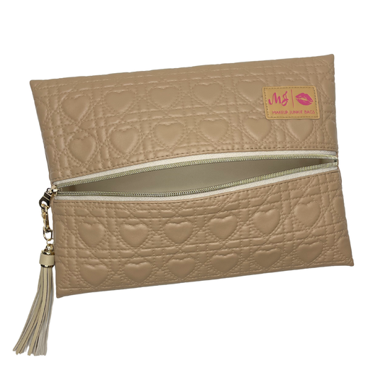 Quilted Hearts Mocha