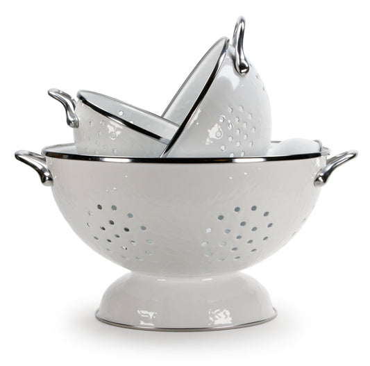 White Solid Set Of Colanders