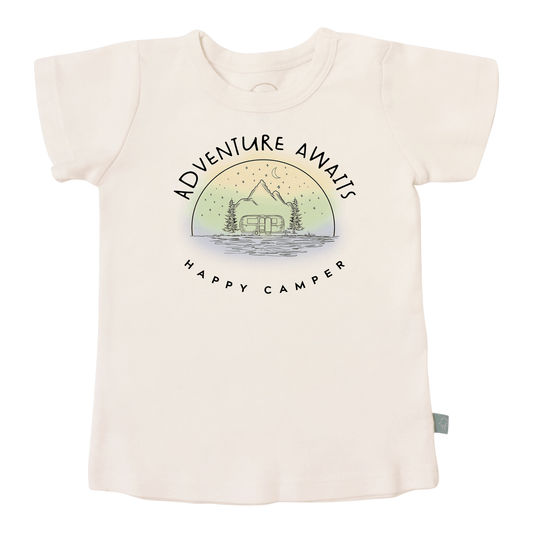 graphic tee | adventure awaits