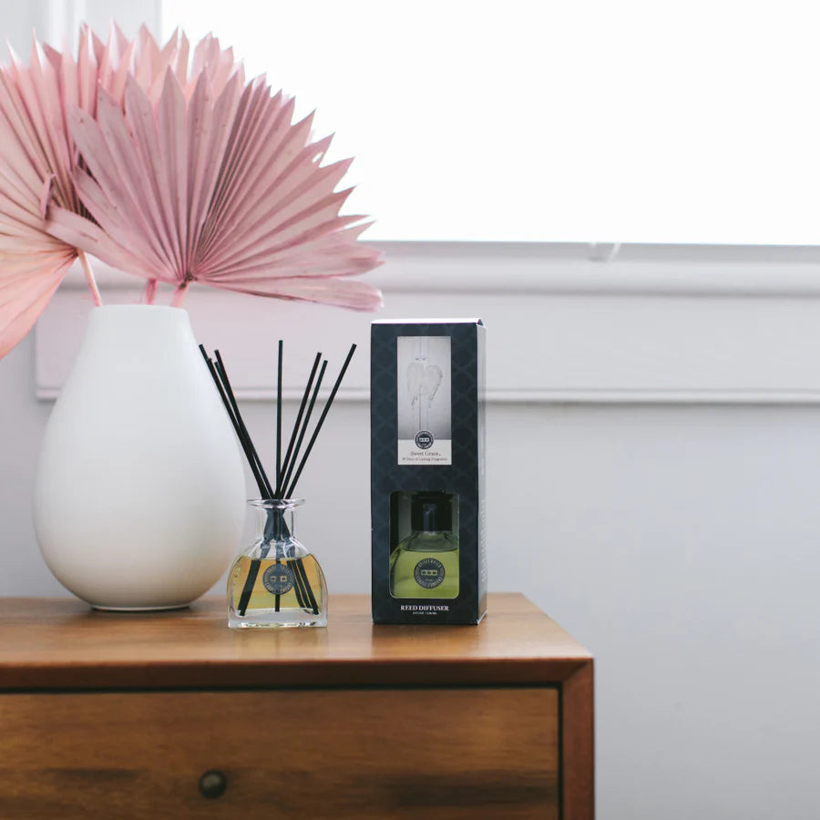 Sweet Grace Reed Diffuser – Luxury Flameless Home Fragrance Diffuser 4 oz