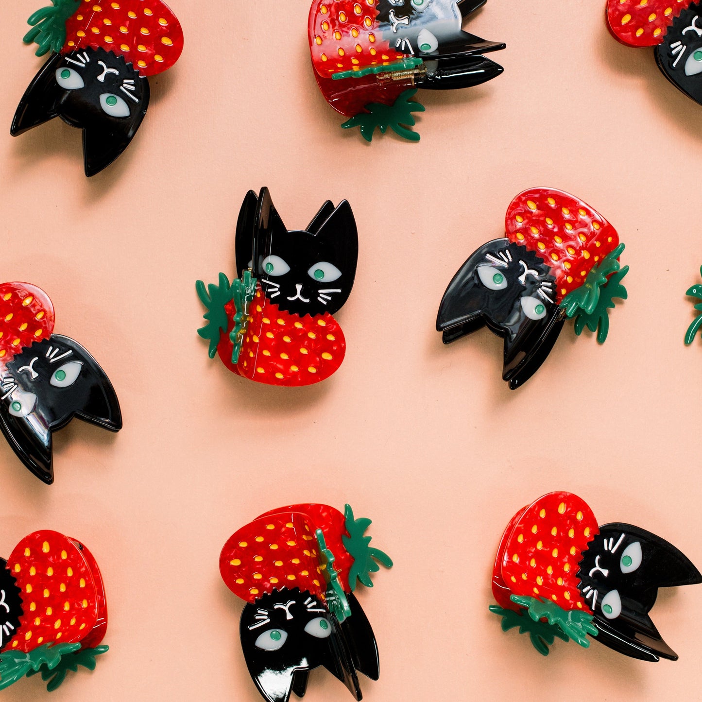 Strawberry Cat Claw