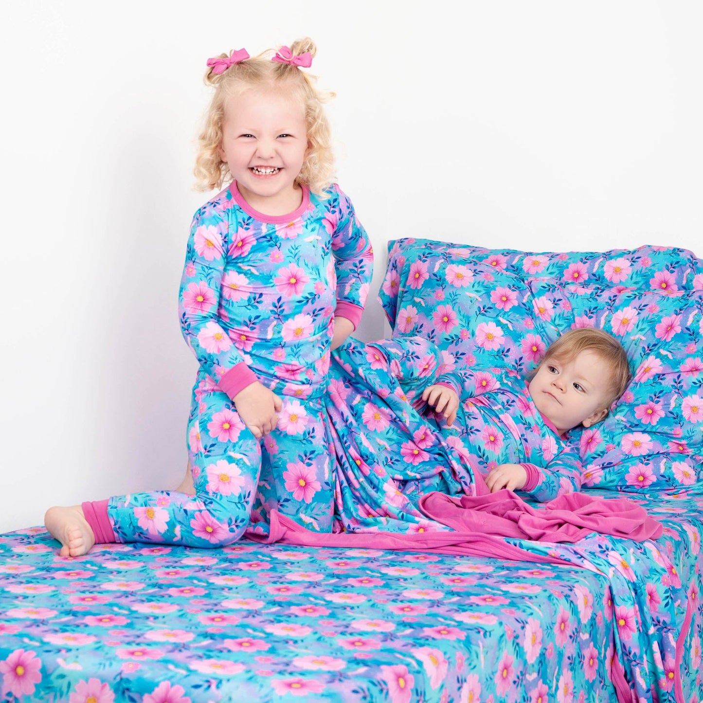 Dreamy Cosmos | Bamboo Twin Fitted Sheet & 2 Pillowcases