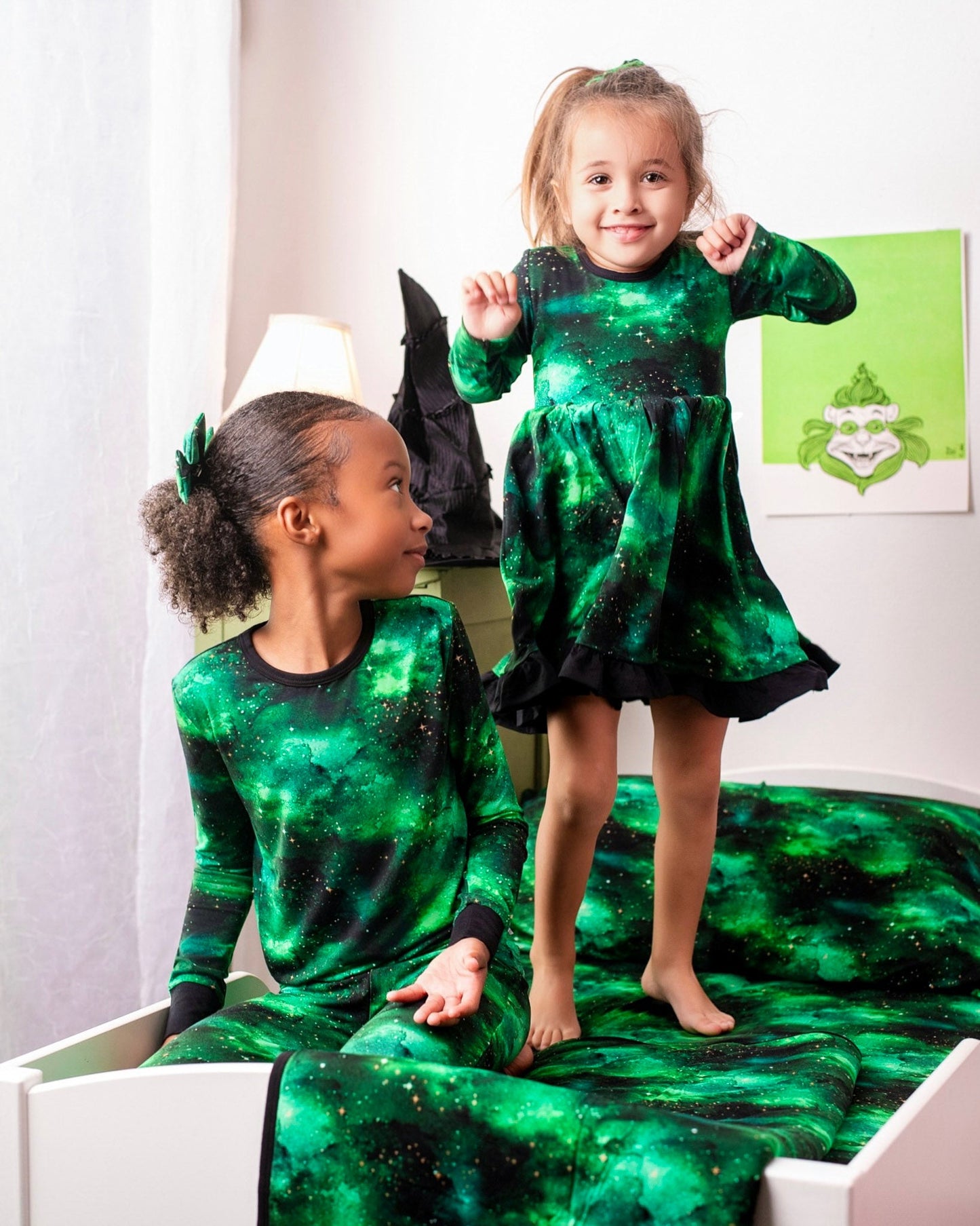 Wicked Cute | Green Galaxy Elixir | Large Clip Bow