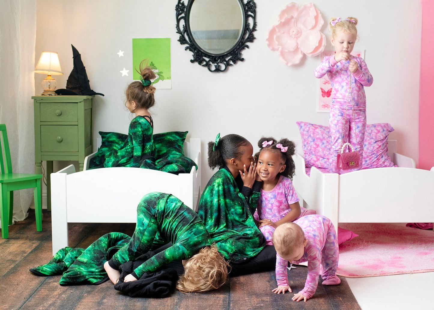 Wicked Cute | Green Galaxy Elixir | Large Clip Bow