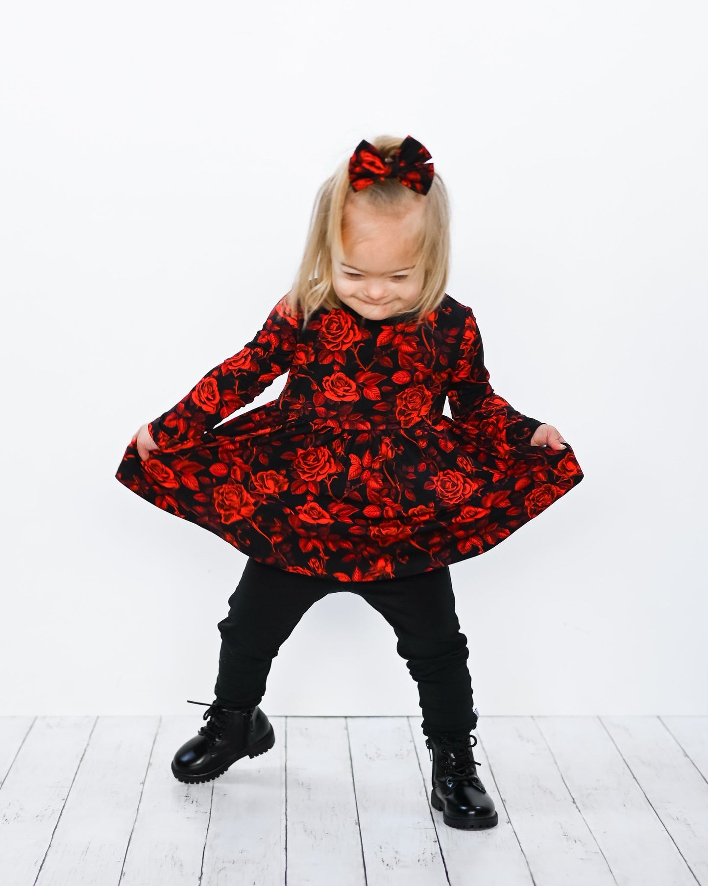 Midnight Roses | Small Clip Bow
