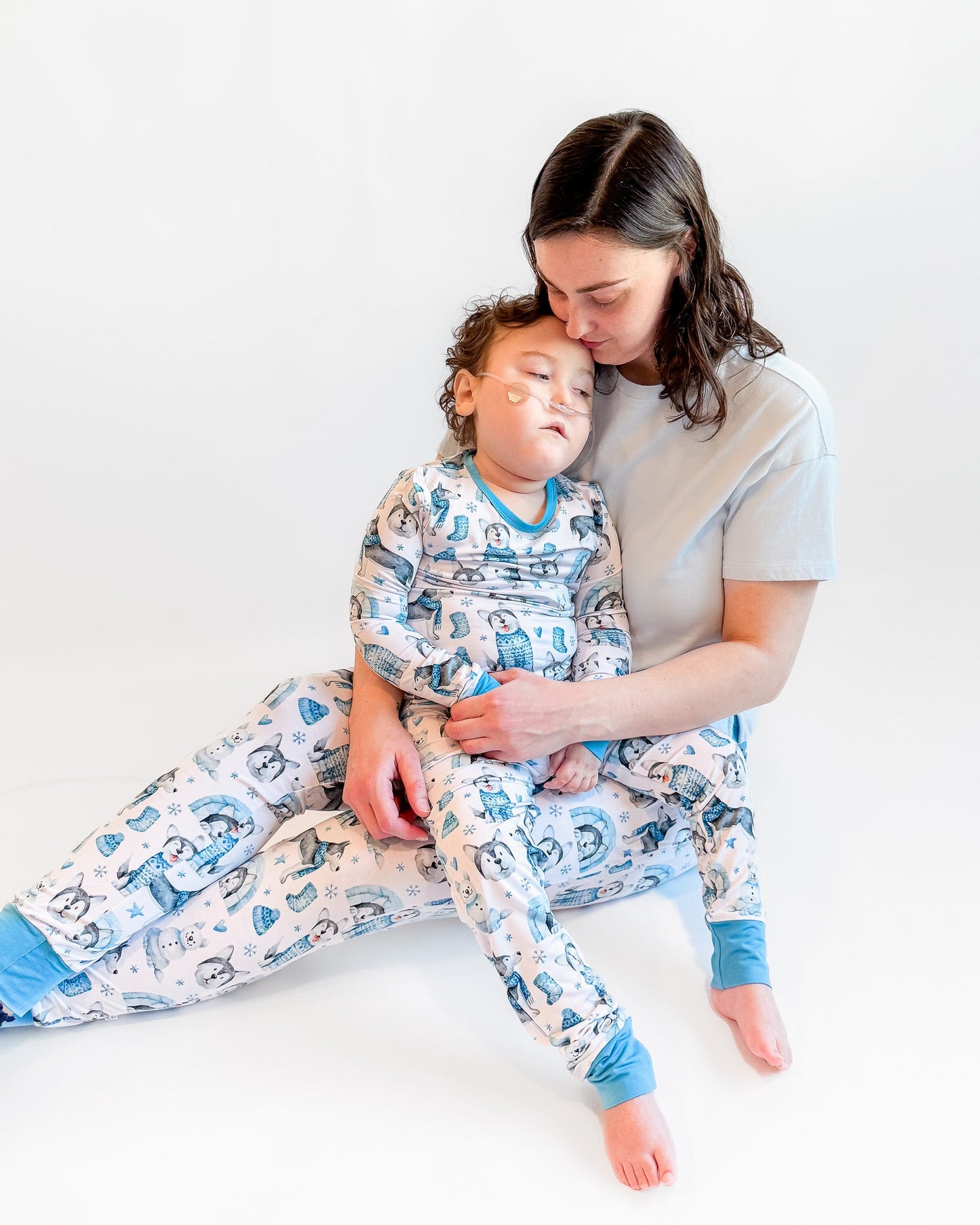 Arctic Huskies | Women's Bamboo Joggers