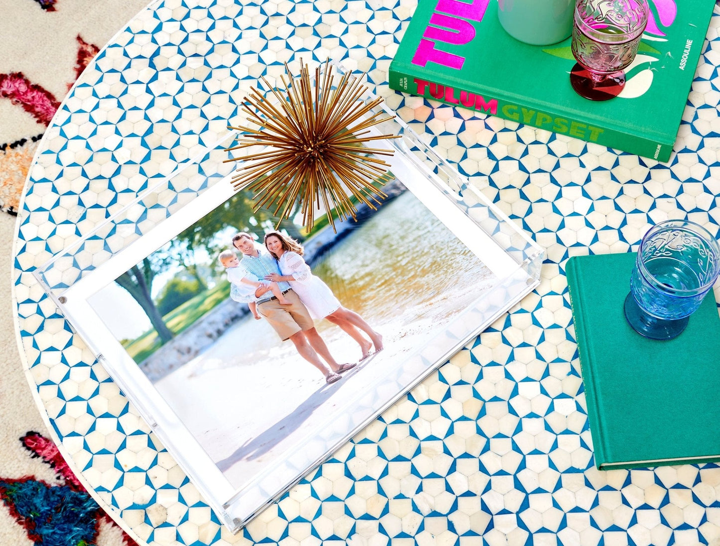 Clear Acrylic 13" x 16" Photo Tray with White Mat