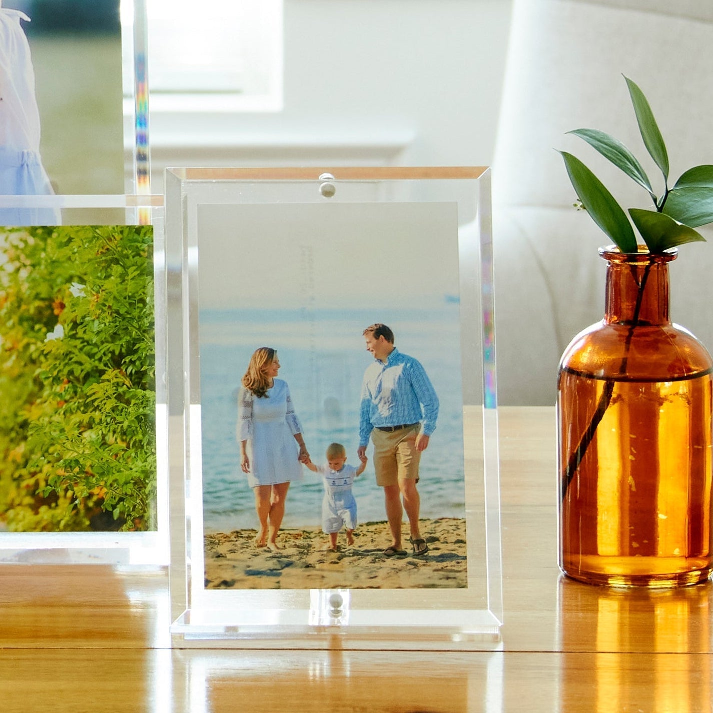 Clear Acrylic 4" x 6" Beveled Frame
