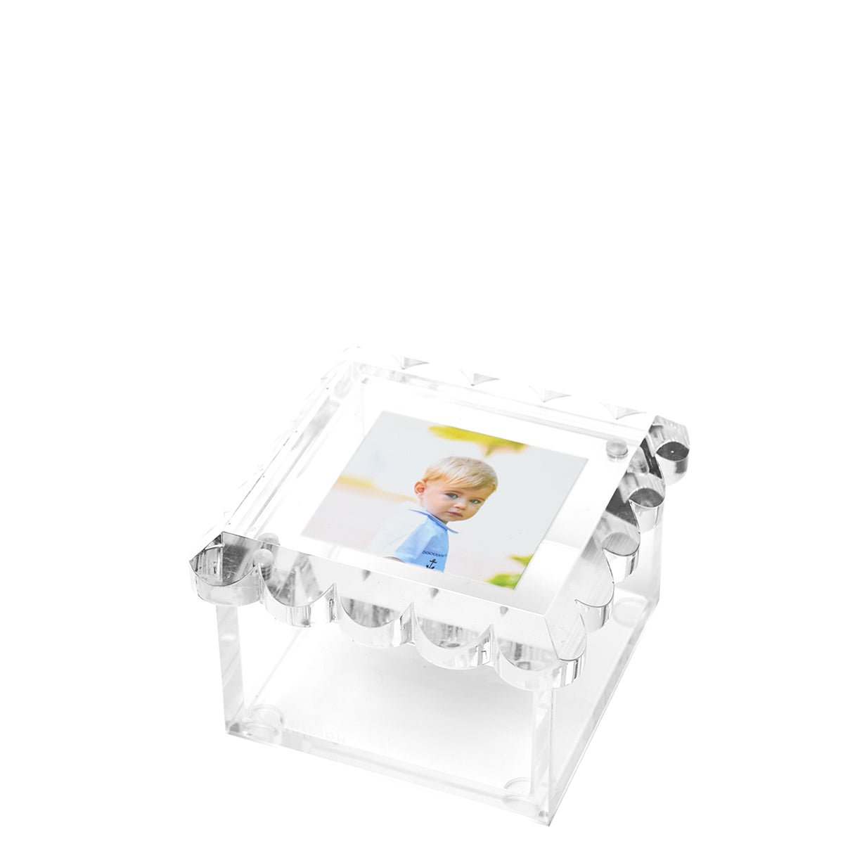 Clear Square Scallop Photo Box
