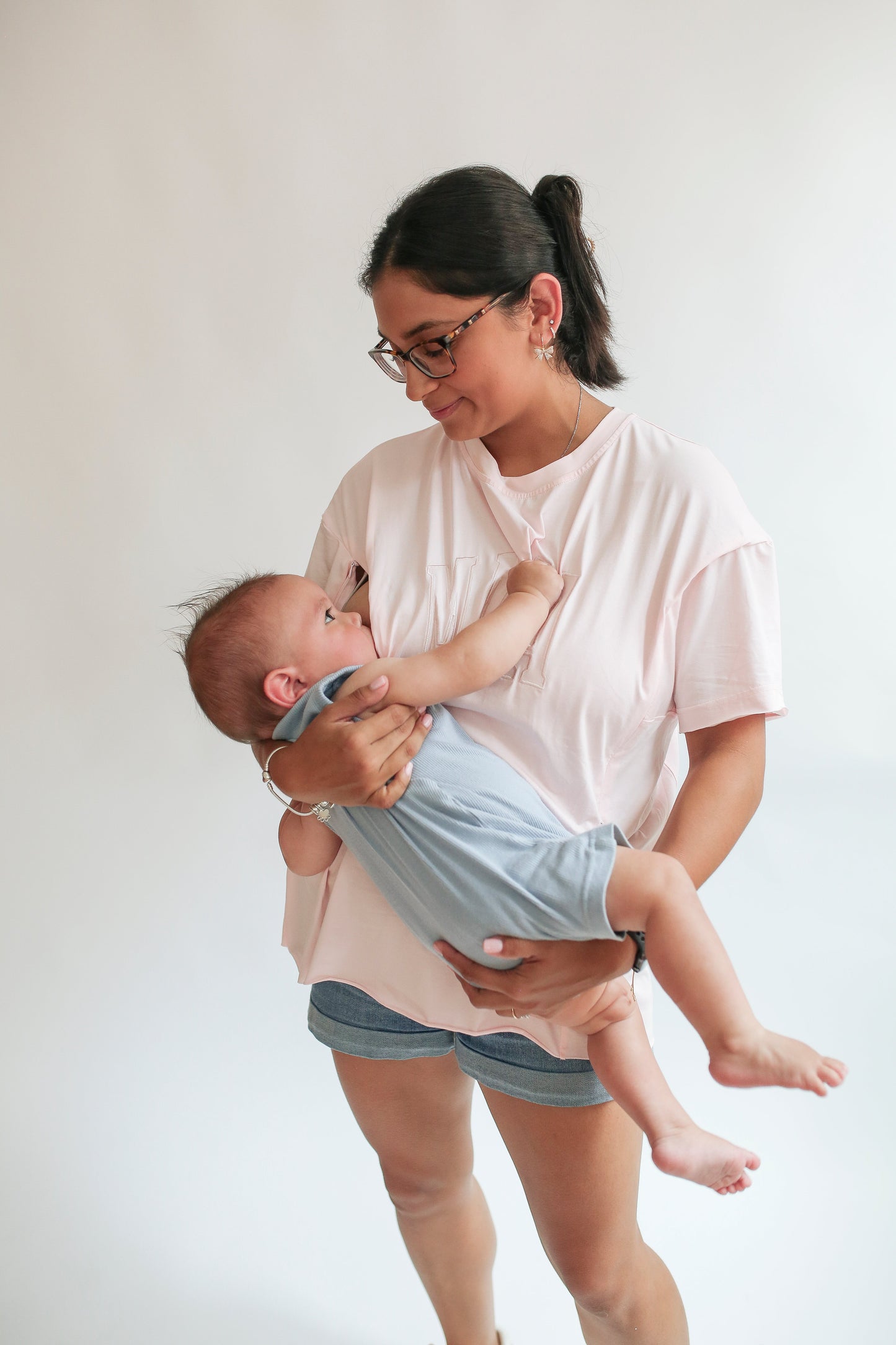 FINAL SALE Relaxed Fit Zip Breastfeeding Tee - Special USA Edition