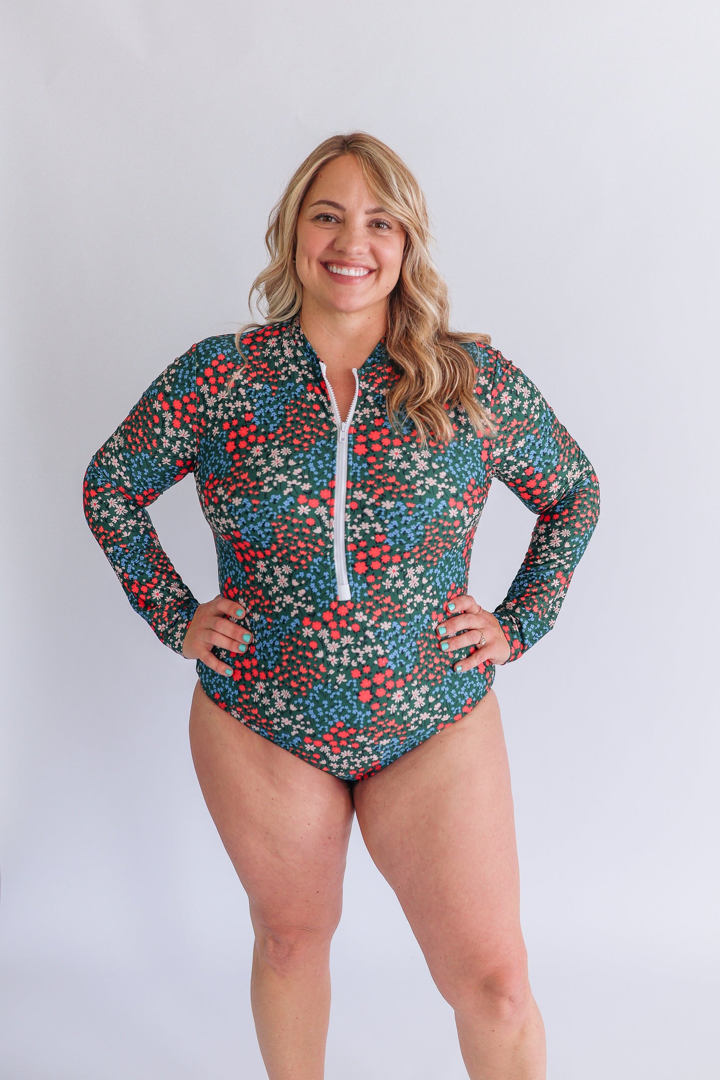 Long Sleeve One Piece Zip Up Breastfeeding Swimsuit 2026