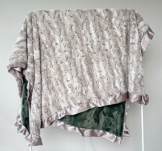 Adult Luxe | Enchanted Forest Blanket