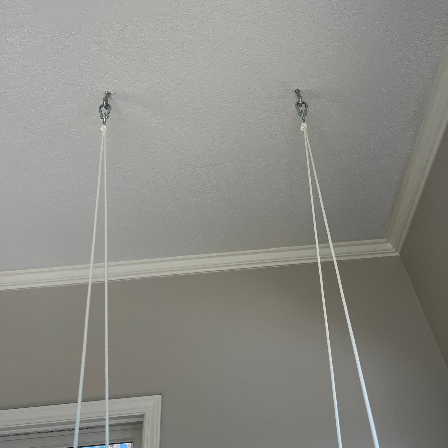Indoor High Back Baby & Toddler Swing-Classic Black White Stripe