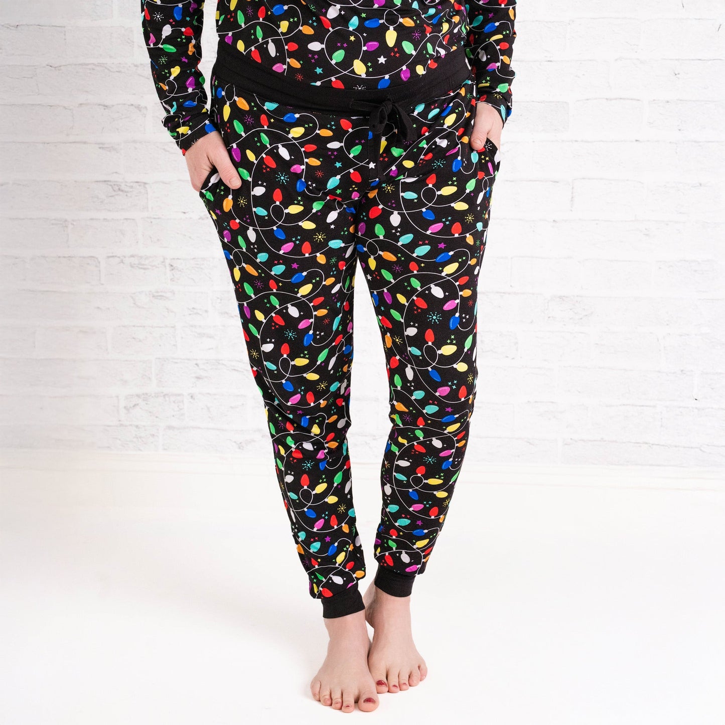 Christmas | Holiday Lights | Women's Bamboo Joggers