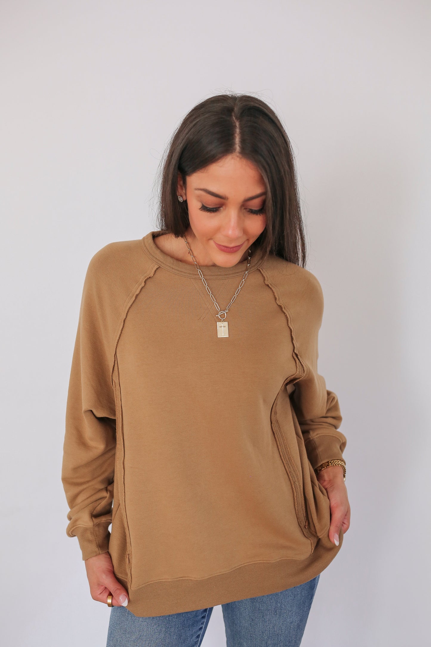 Big Hug Vertical Zip Breastfeeding Crewneck