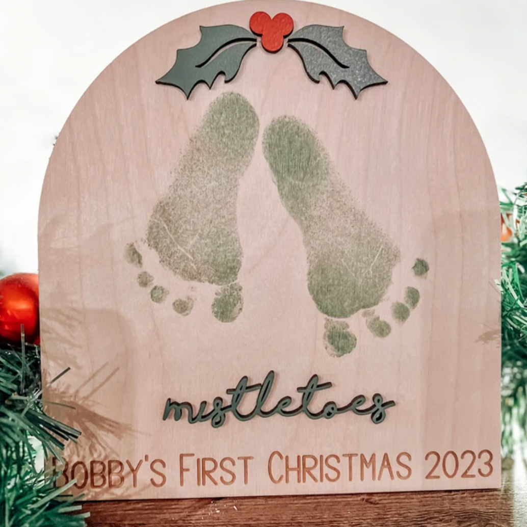 Baby's First Christmas Mistletoe Footprint Craft