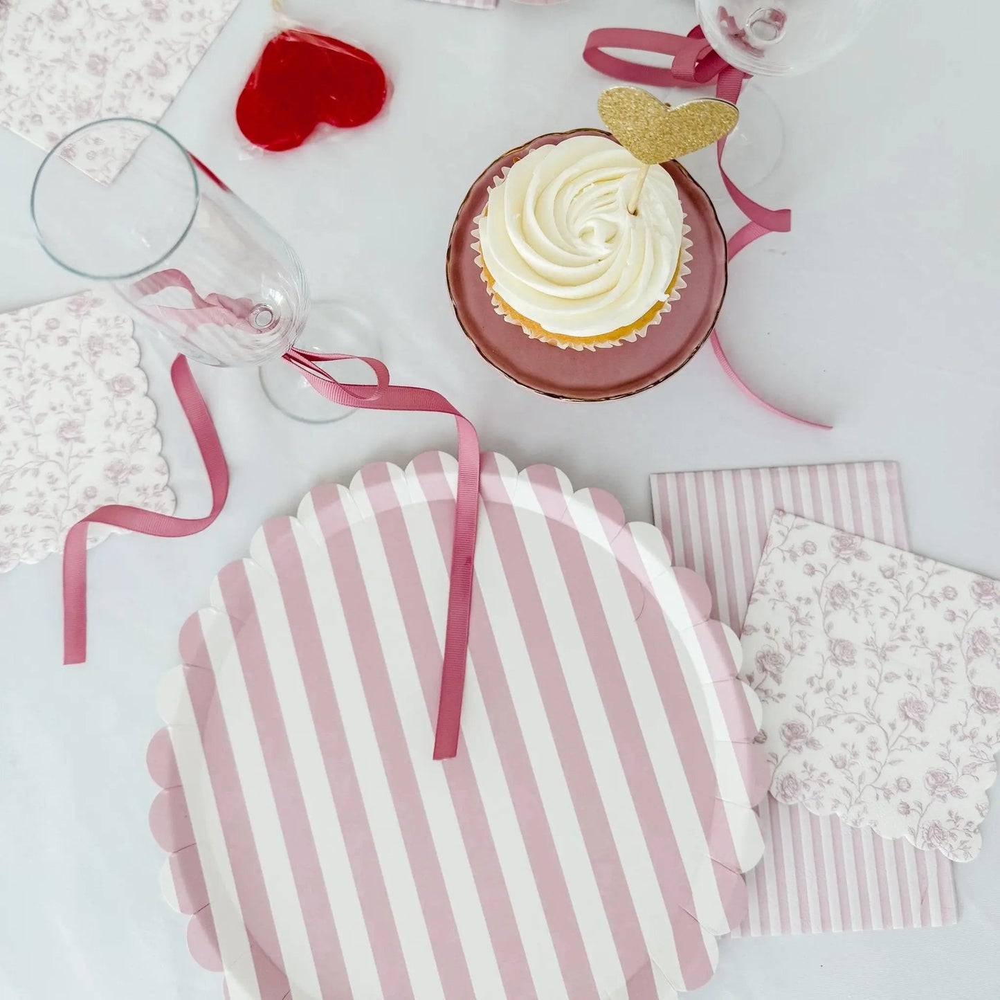 Light Pink Striped Guest Napkins, 24pcs