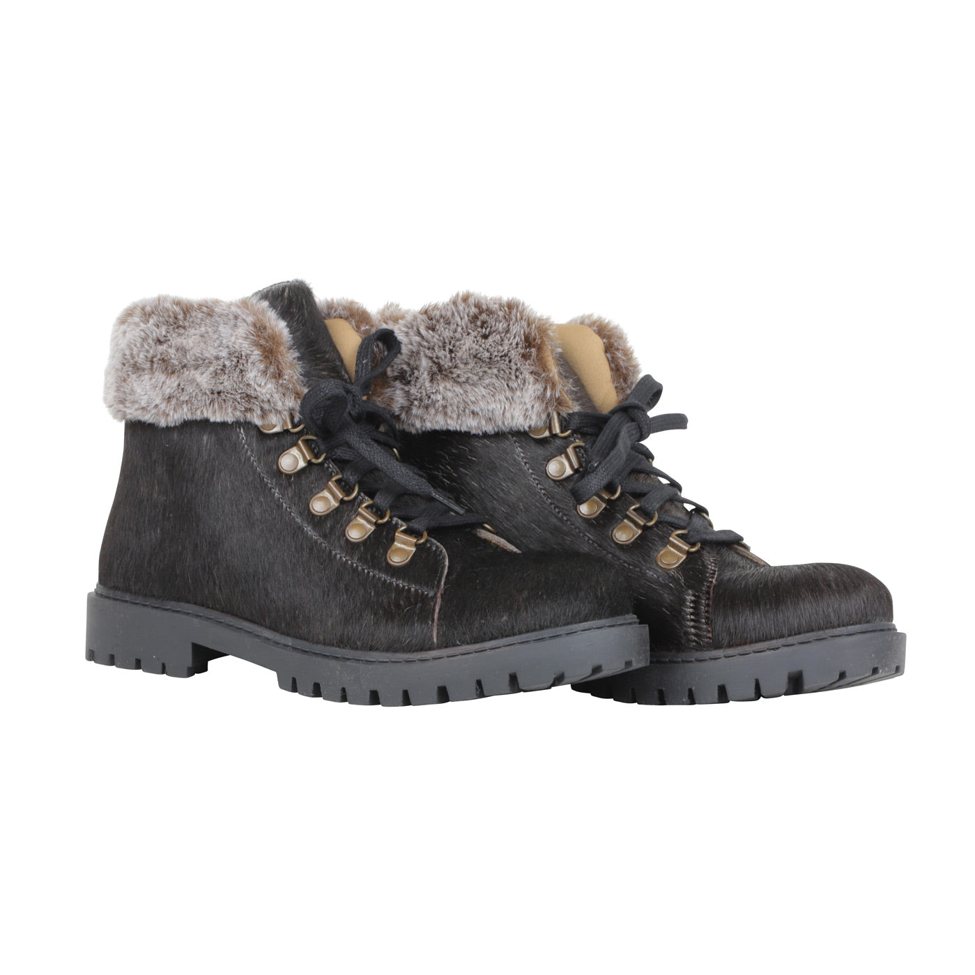 Turbulent Boots