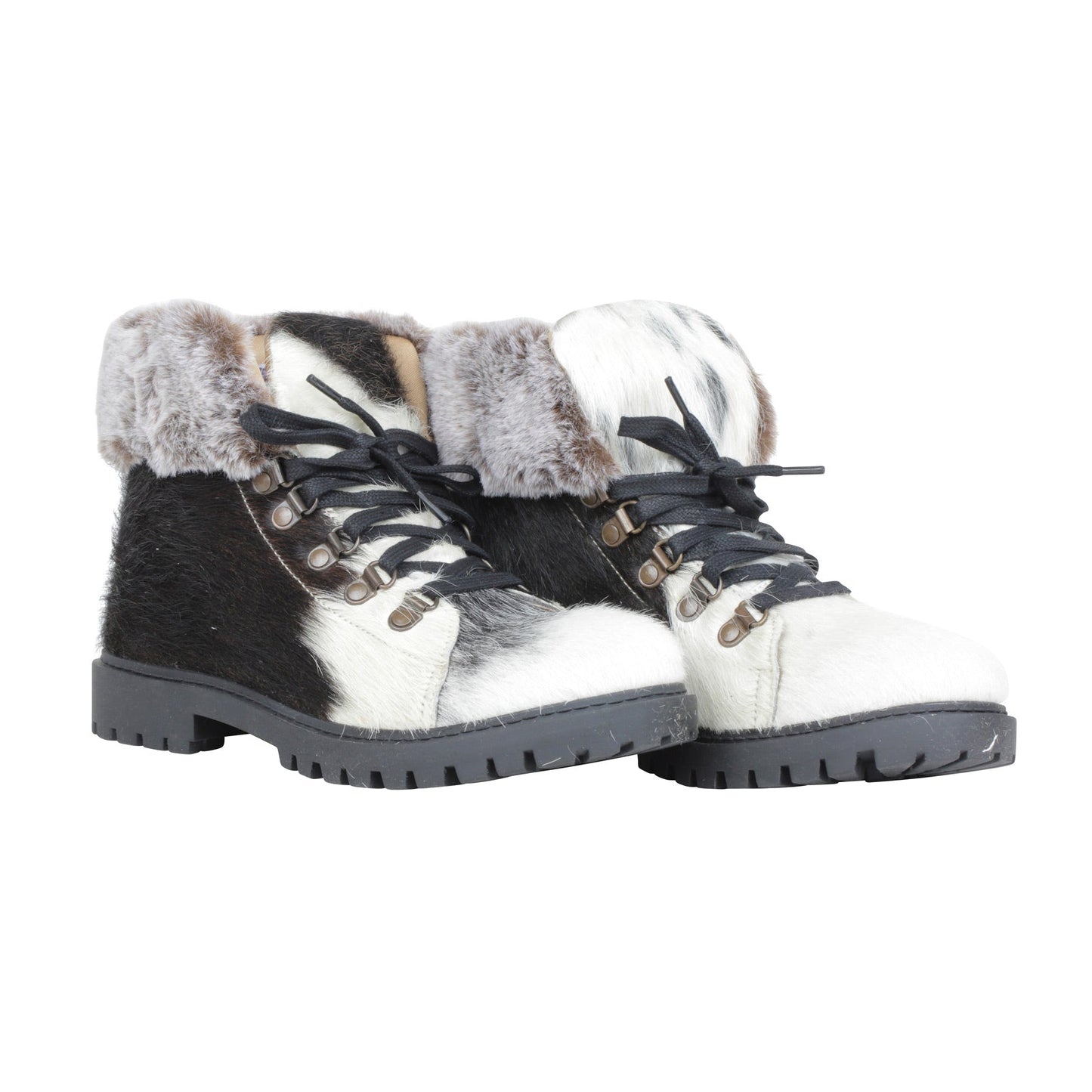Turbulent Boots