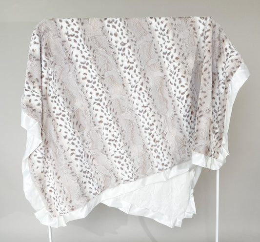 Adult Luxe | Snowcat Ivory Blanket