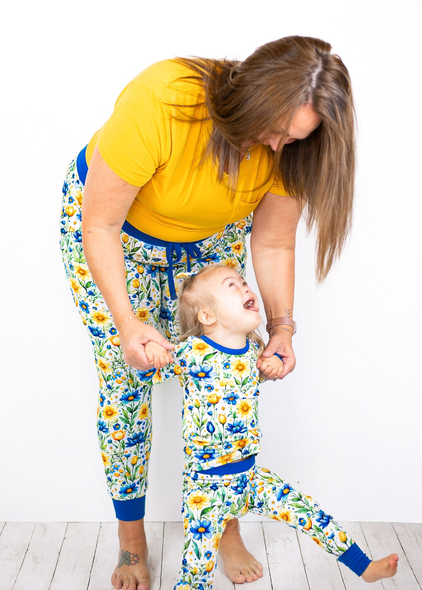 Sunshine Meadows | Bamboo Two-Piece Pajamas
