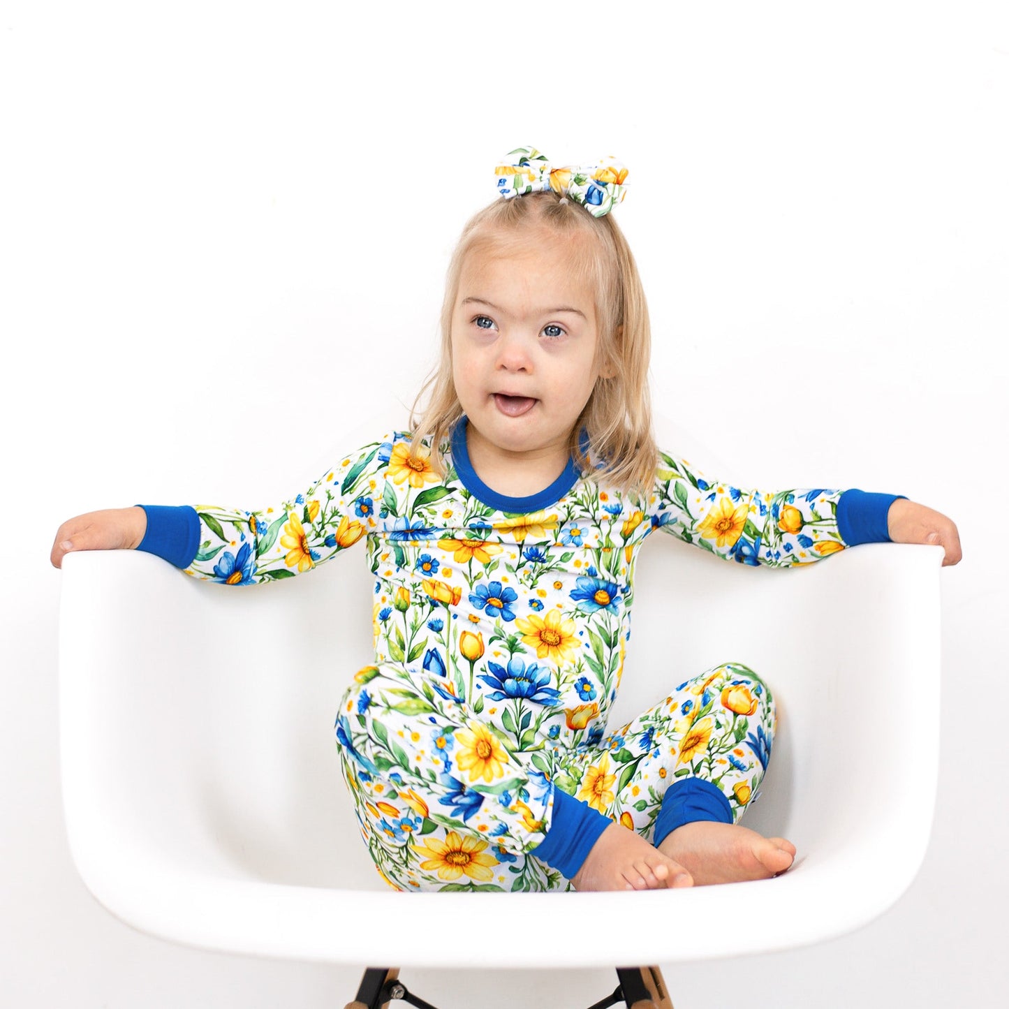 Sunshine Meadows | Bamboo Two-Piece Pajamas