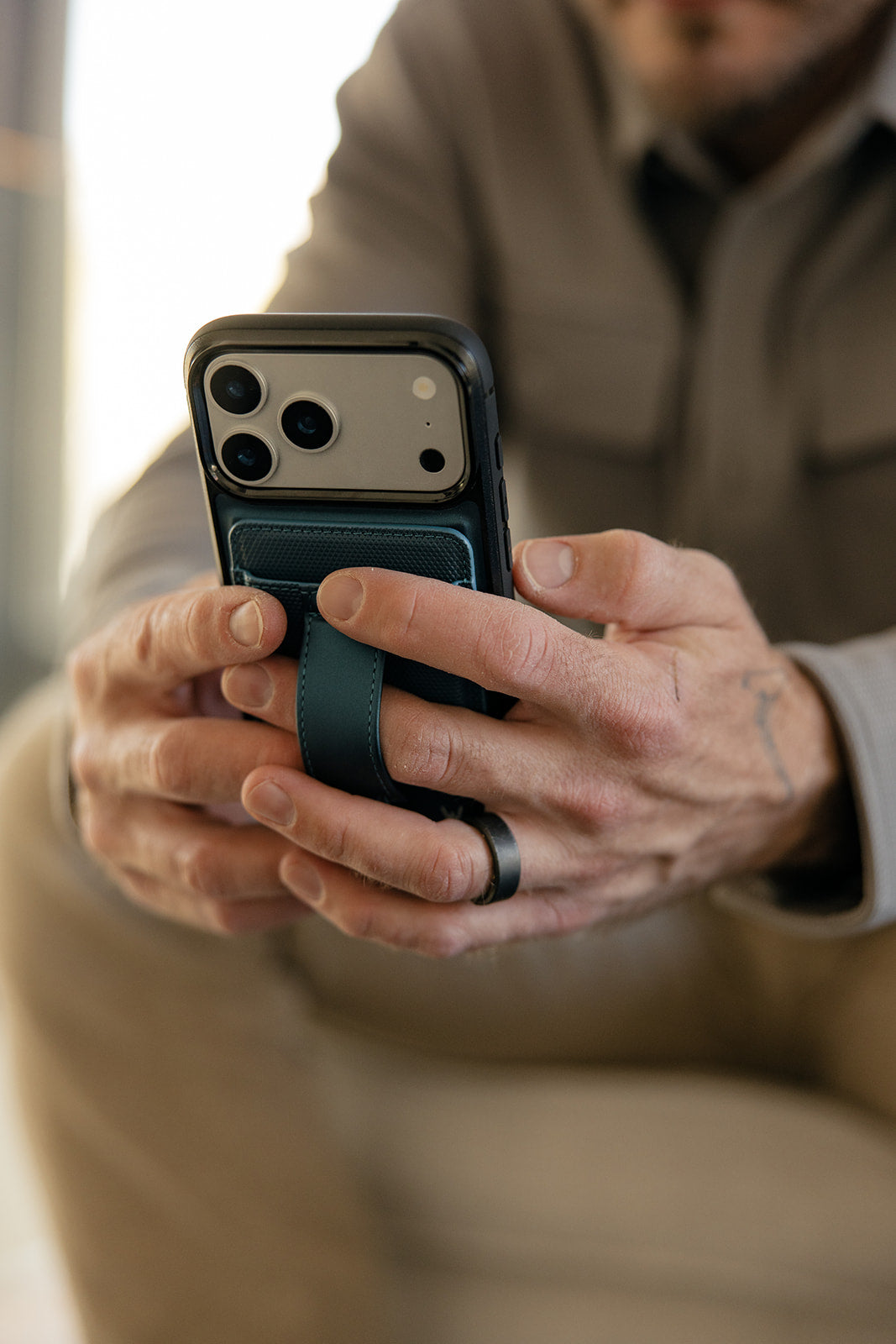 Blue Elite Magnetic Case